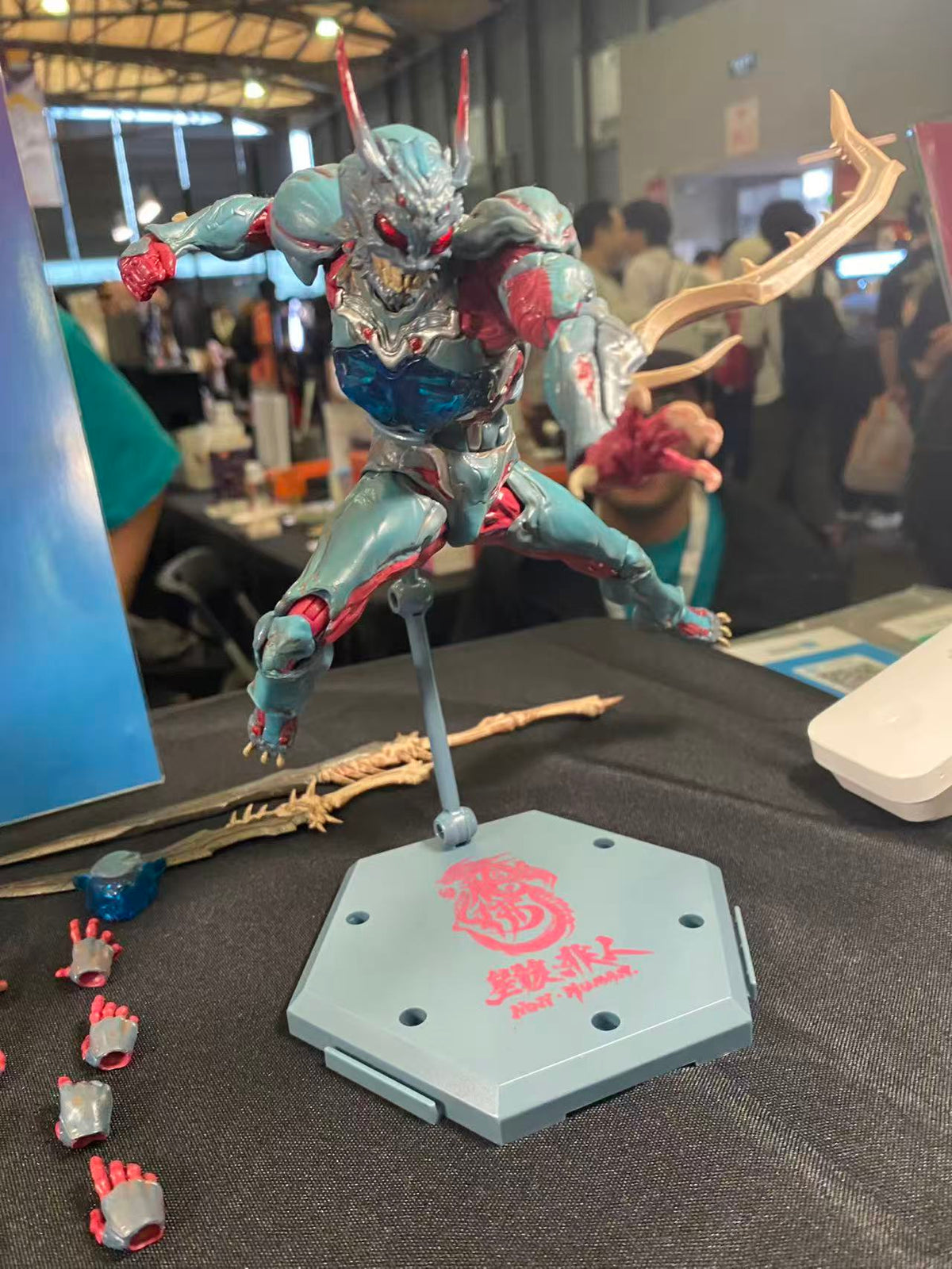 MoZhuang Exclusive Link: Feifo "Star-Wreck Non-Human" (Convention Exclusive)