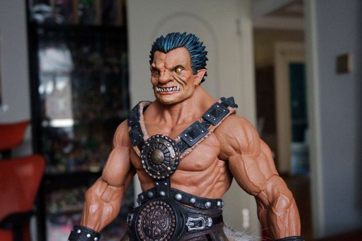 Head Sculpture - angry commander 9 inches (for the mythical legion) ~ angry commander 8.5 inches (for the Xesray tauren)