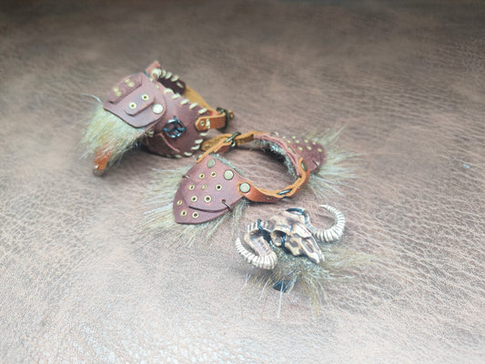 Exclusive Link Customized leather nail